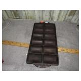 GRISWOLD #11 CAST IRON CORNBREAD PAN