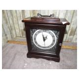 QUARTZ MANTLE CLOCK