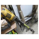 DEWLT QUICK DRIVE DECK SCREW GUN