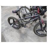 THRUSTER FREESTYLE BMX BIKE