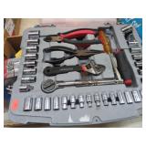 TOOLS & HARDWARE