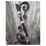 DECORATIVE IRON RAck