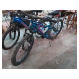 MONGOOSE MOUNTAIN BIKE