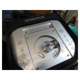 AUDIOVOX PORTABLE VHS / DVD PLAYER (dvd lid broken
