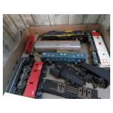 "H O" LIONEL TRAIN CARS