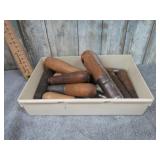 FILE HANDLES