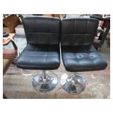 PAIR OF SWIVEL BAR STOOLS