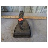 ANTIQUE FLAT IRON & STAND