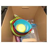 MISC CONTAINERS & BOWLS