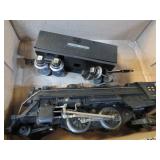 LIONEL JR MODEL TRAIN 1664 ENGINE & TENDER