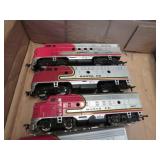 "H O" MODEL TRAIN ENGINES