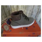 OOMPHIES SHOES -- 11Y