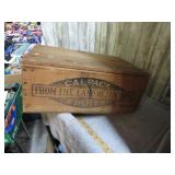 WOODEN CAL PACK FRUITS CRATE