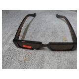 SUNGLASSES
