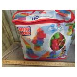 MEGA BUILDING BLOCKS