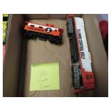 "H O" MODEL TRAIN ENGINE & CABOOSE