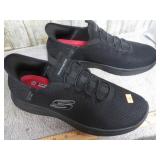 SKECHERS SLIP IN SHOES -- 11