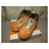 TIMBERLAND TODDLER BOOTS -- 9