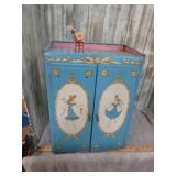 VINTAGE TIN DOLL WARDROBE