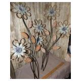 FLOWER WALL ACCENT DECOR