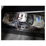 1:24 AUTOGRAPHED #6 MARK MARTIN DIECAST CAR