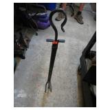 FIREPLACE TONGS