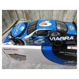 1:24 TEAM CALIBER #6 MARK MARTIN DIECAST CAR
