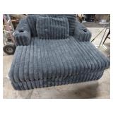 OVERSIZED CHASE LOUNGE CHAIR