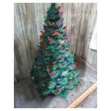 CERAMIC CHRISTMAS TREE