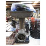 ELECTRIC MEAT GRINDER