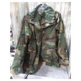 CAMO FIELD JACKET -- MED / LONG