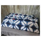THROW PILLOWS