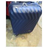 HARD SIDE ROLLING SUITCASE