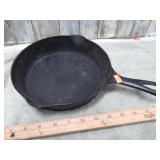 CAST IRON SKILLET