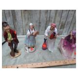 ASSORTED PORCELAIN FIGURINES