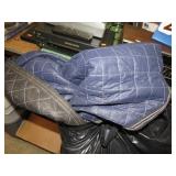 MOVING BLANKETS