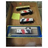 "H O" MODEL TRAIN SPIRIT OF 76 CARS