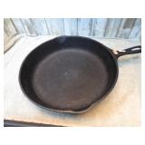 12" CAST IRON SKILLET