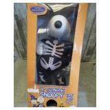 HIP SWINGING SINGING HALLOWEEN SNOOPY
