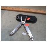 LEATHERMAN SIDEKICK KNIFE