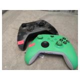 2-- CORDLESS XBOX CONTROLS