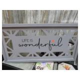 WALL DECOR