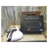 LCD PROJECTOR & SCREEN