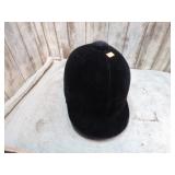 HORSE RIDING HELMET -- 7 1/2
