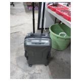 AMERICAN TOURISTER SUITCASE