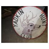 YADKIN HUNT CLUB SIGN