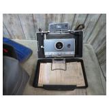 POLAROID LAND CAMERA AUTOMATIC 100, FLASH & BULBS