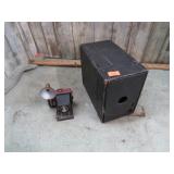ANTIQUE BOX CAMERA