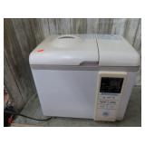 BREAD MAKER