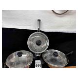 Skillets with lids